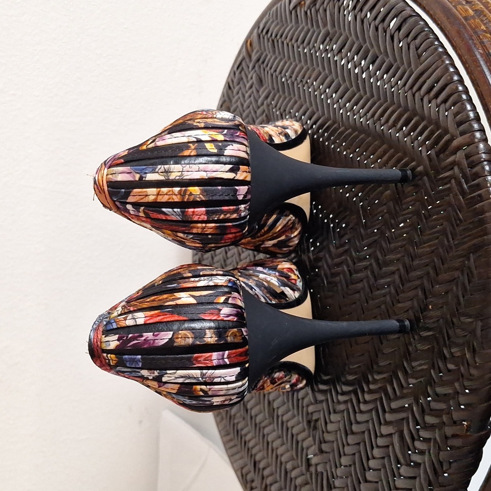 Zara Strappy Multicolor Court Heels Sz 37 6.5 - Picture 9 of 11